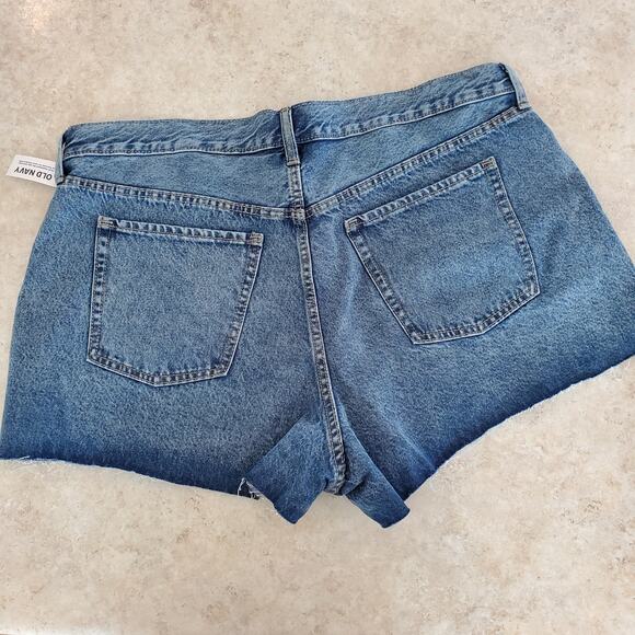 Old Navy Sky-hi A-line Jean Shorts Raw Hem Medium Blue Wash Size 20 - Picture 2 of 10